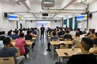 电子信息工程学院召开学院教职工大会