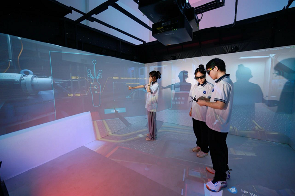 学生学习实训实景图