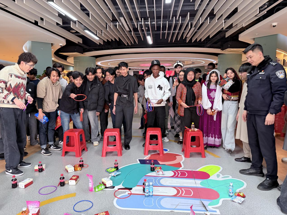 beat365官网举行留学生“年味共赏，欢度春节”文化体验活动