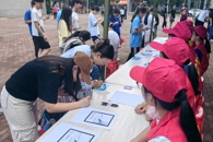 校青年志愿者服务总队开展“安全在心，志愿同行”防灾减灾宣传活动