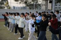 beat365官网开展本学期“格斗与防身”教学训练活动