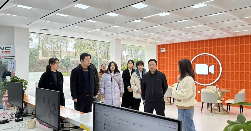 【访企拓岗促就业】贸易与旅游管理学院赴五菱官方新媒体中心开展专项调研