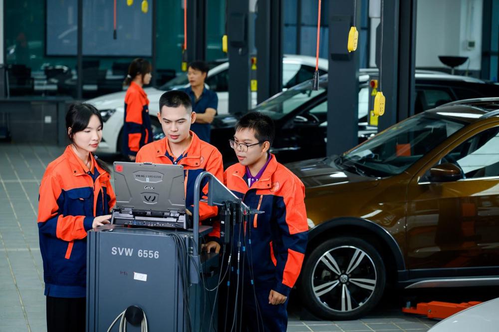 4.学生实习实景图1