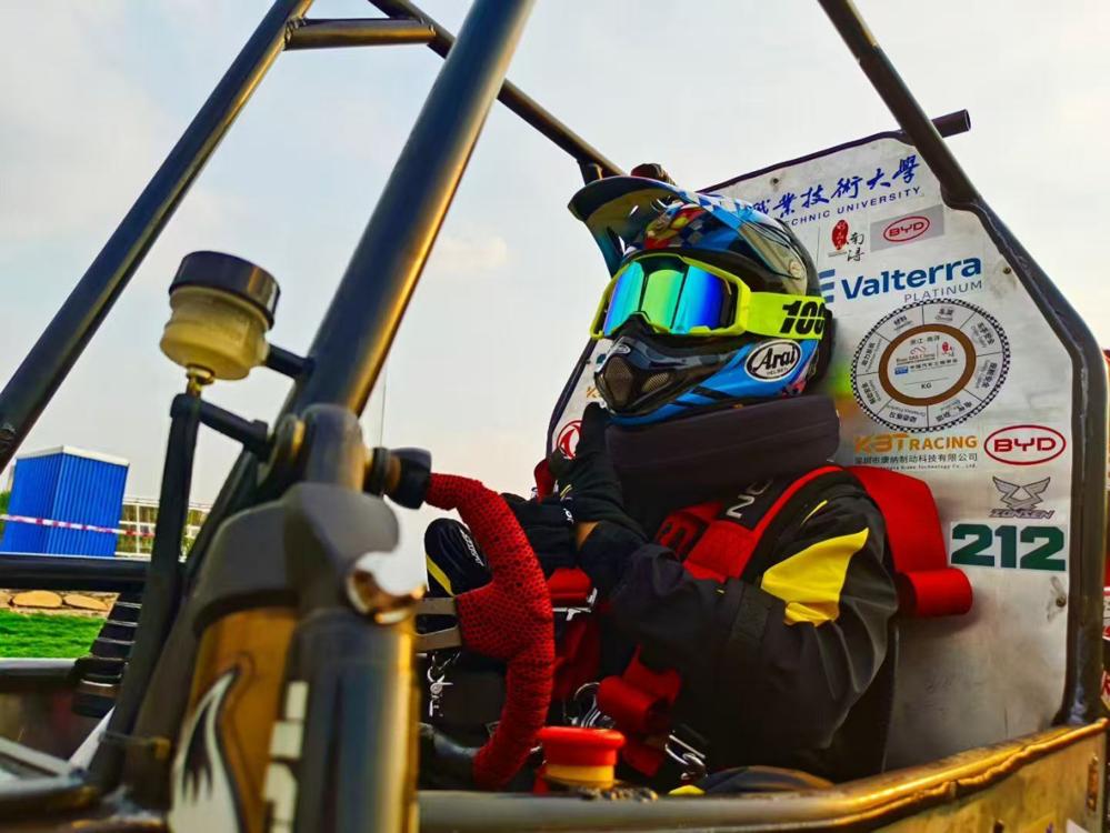 8.我院学子参加中国汽车工程学会巴哈大赛