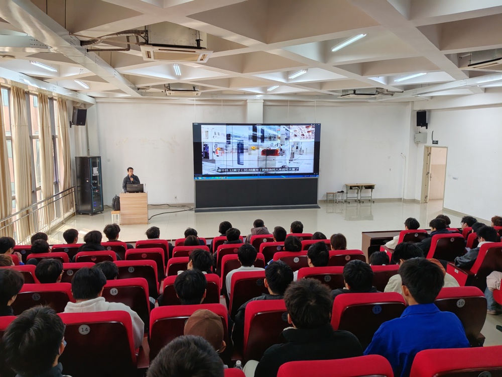 企业代表做宣讲